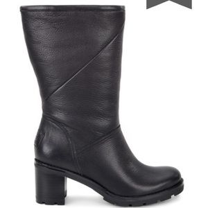 Ugg Black Leather Jessia Shearling Boots 10